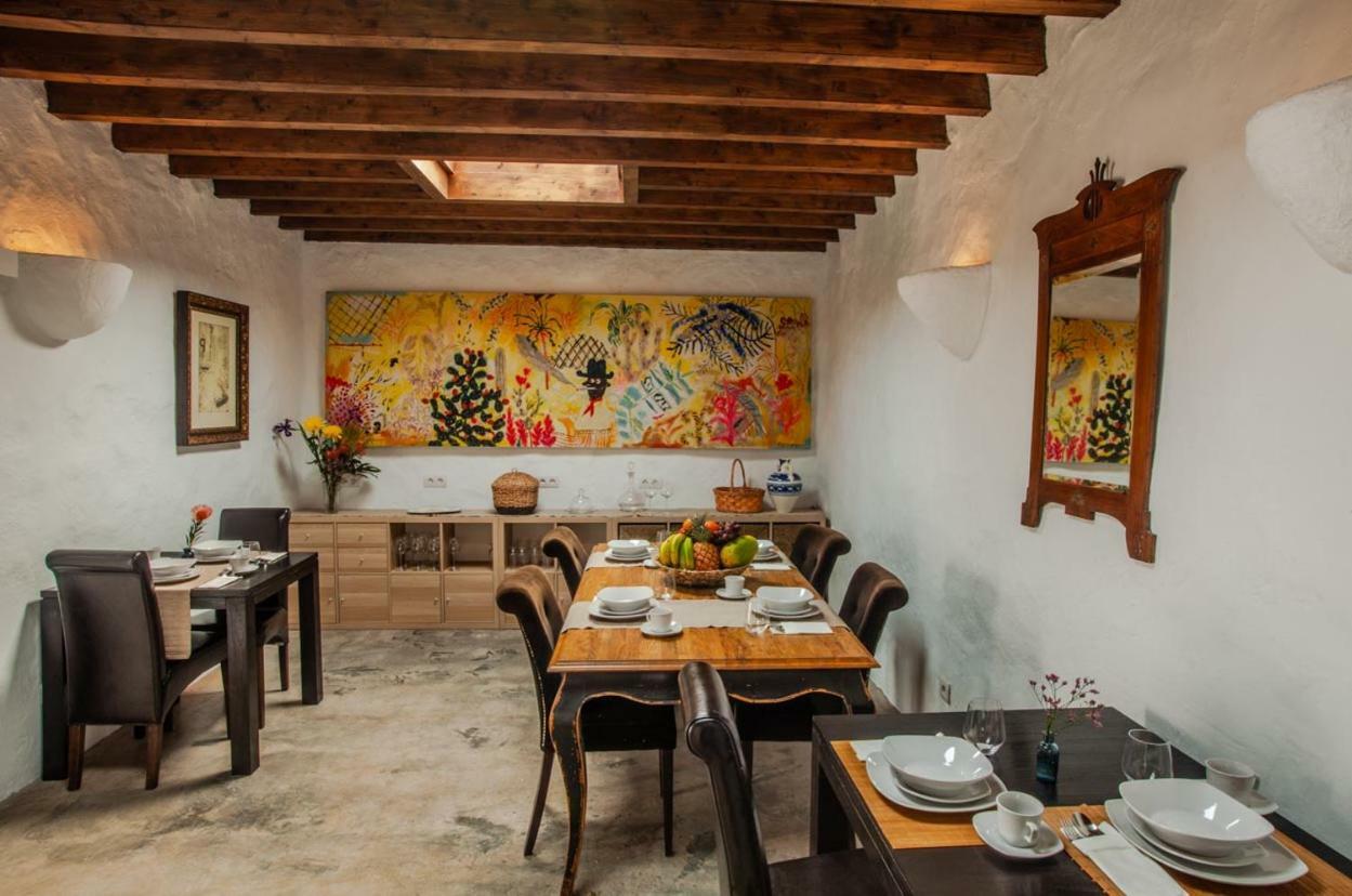Los Lirios Hotel Rural - Adults Only Tias Exterior photo