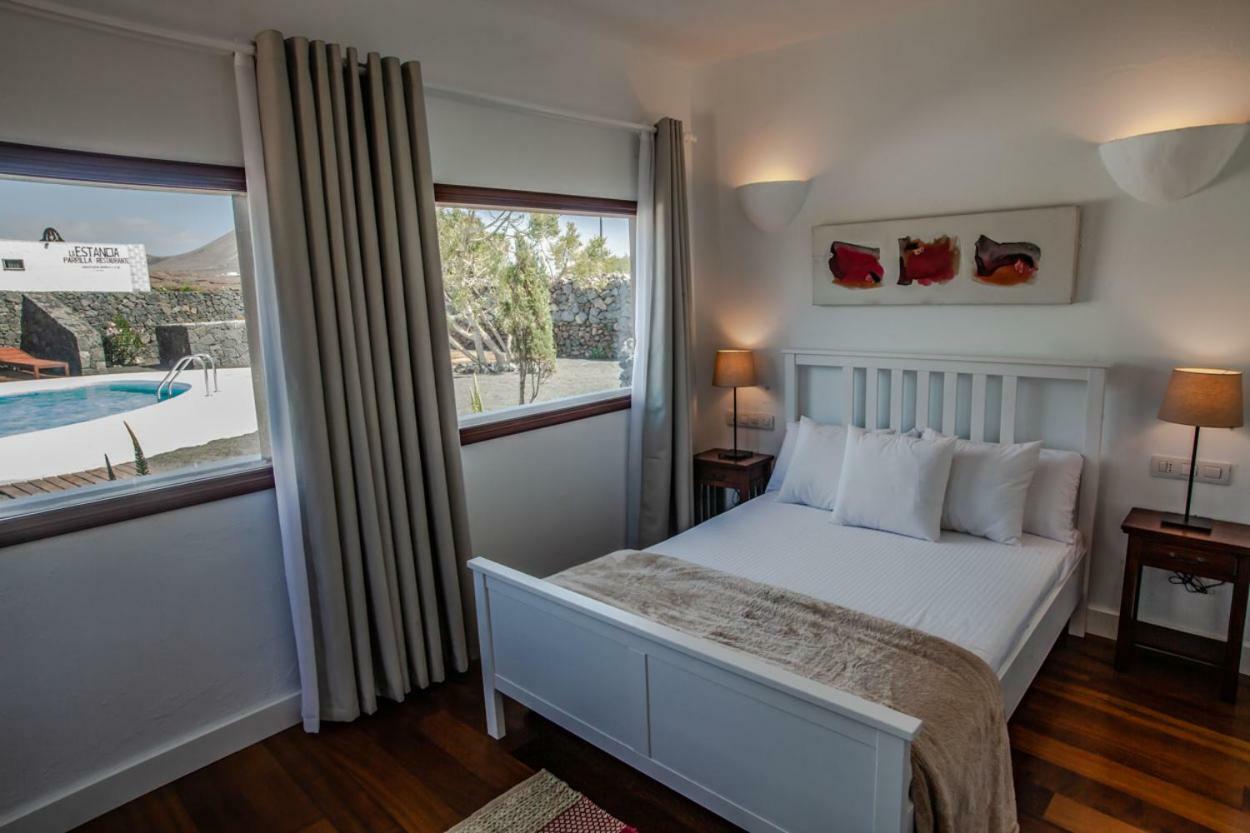 Los Lirios Hotel Rural - Adults Only Tias Exterior photo