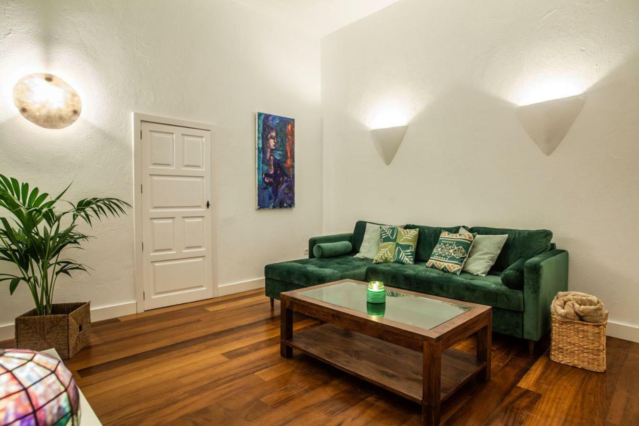 Los Lirios Hotel Rural - Adults Only Tias Exterior photo